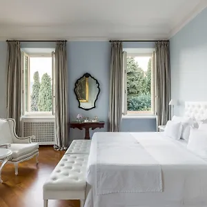 https://villa-della-pergola.hotelitalianriviera.com